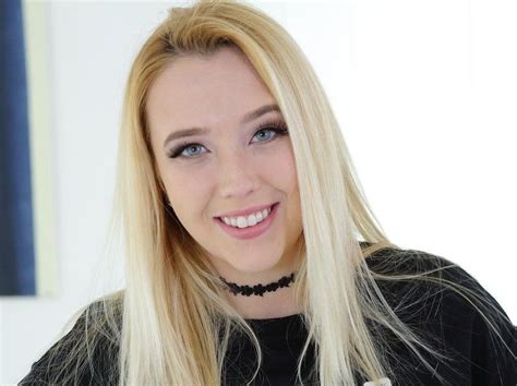 Samantha Rone (@SamanthaRone1) .